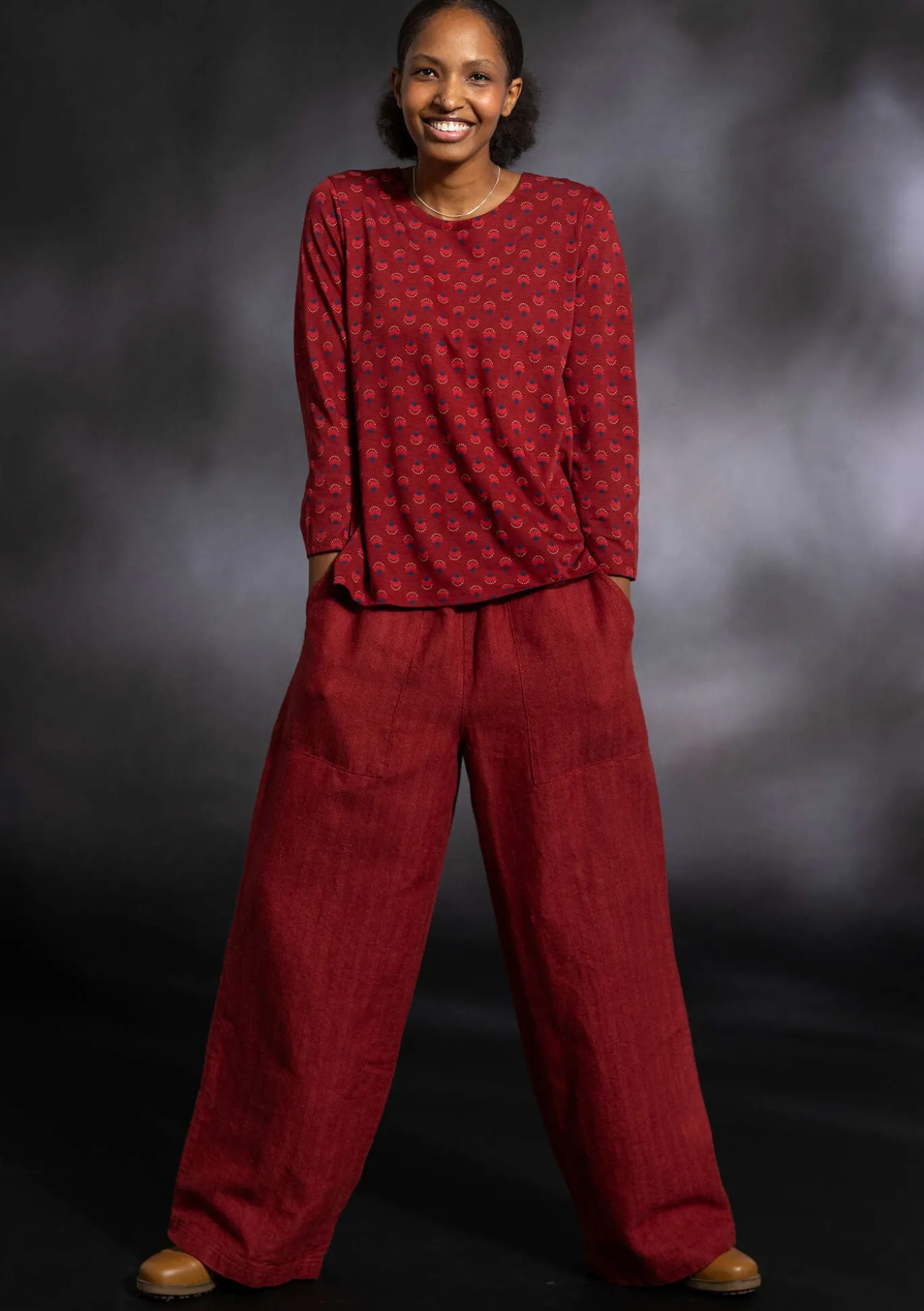 Kangashousut "Woodland" ekopuuvillaa ja pellavaa