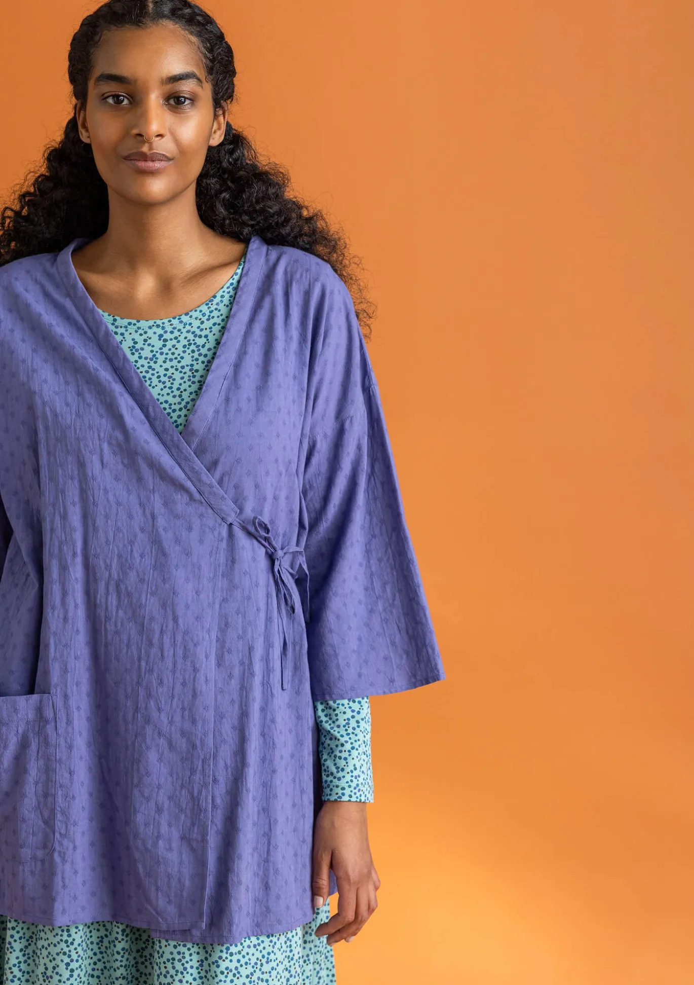 Kangaskimono ekopuuvillaista dobby-kudosta