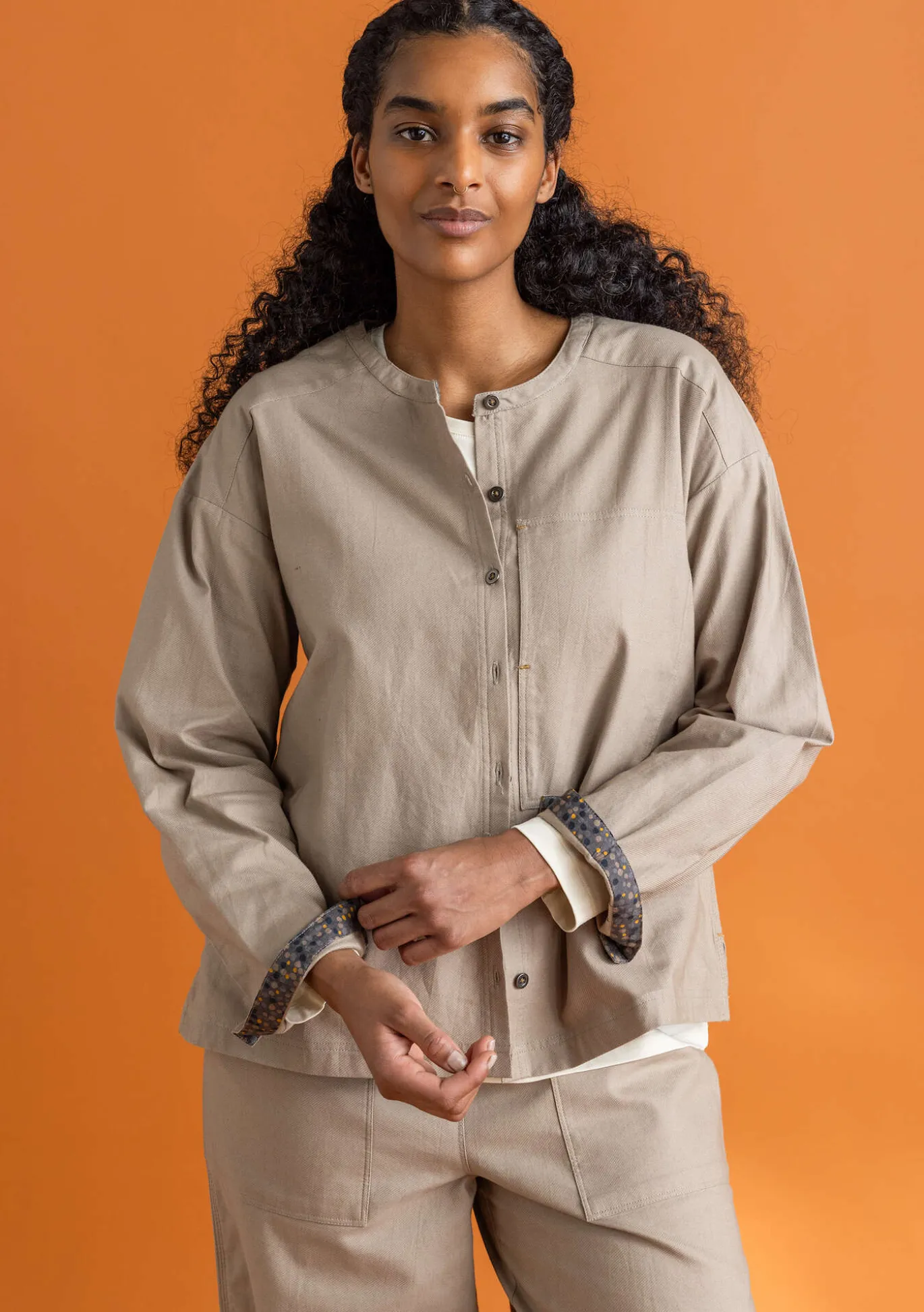 Kudottu twillpaita ekopuuvillaa