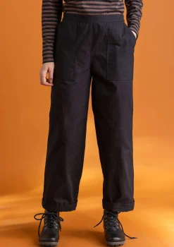 Kudotut twillhousut ekopuuvillaa