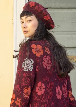 Neulebaskeri "Gnistra" alpakkasekoitetta sekä ekologista ja kierrätettyä puuvillaa