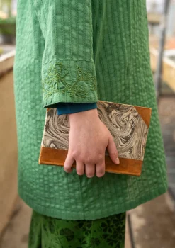 Paitamallinen kangasmekko 