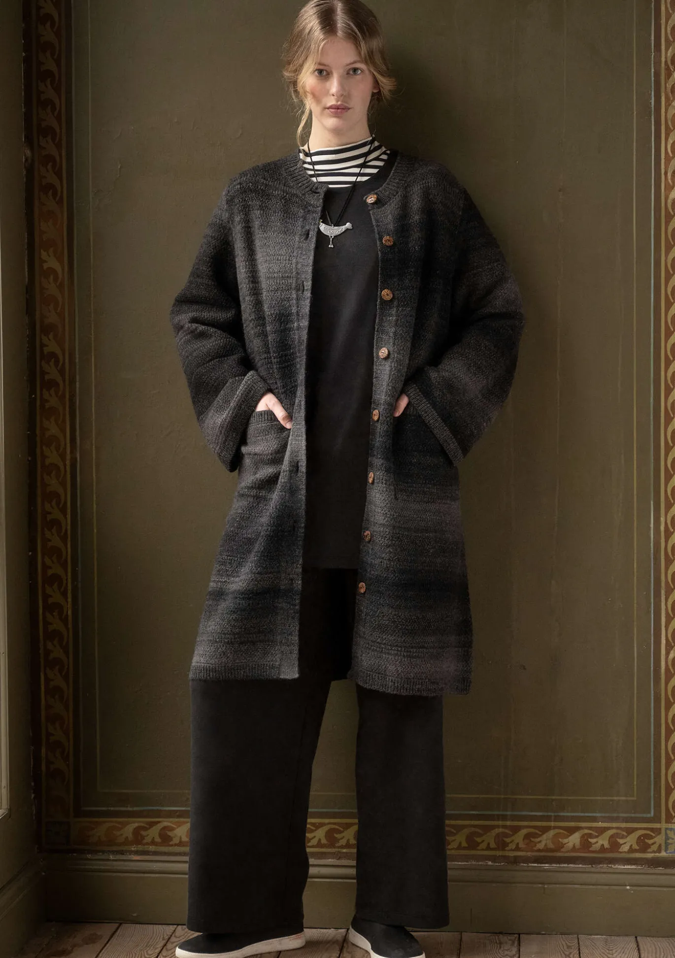 Pitkä neuletakki "Eckerö" space dye -värjättyä villaa