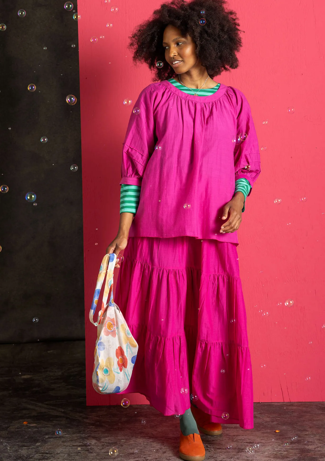 Pusero puuvillaa ja silkkiä