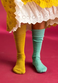 Yksiväriset polvisukat ekopuuvillaa